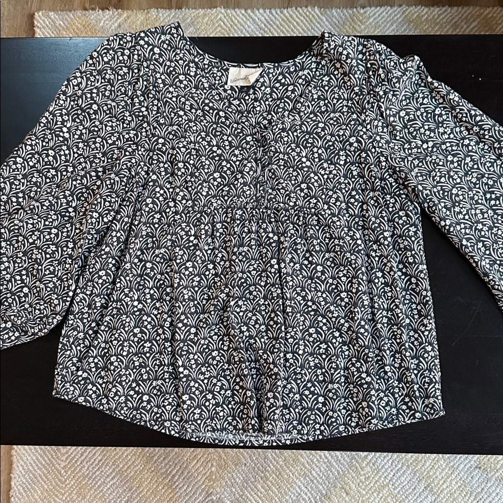 Universal Thread boho flowy popover top - Picture 10 of 10